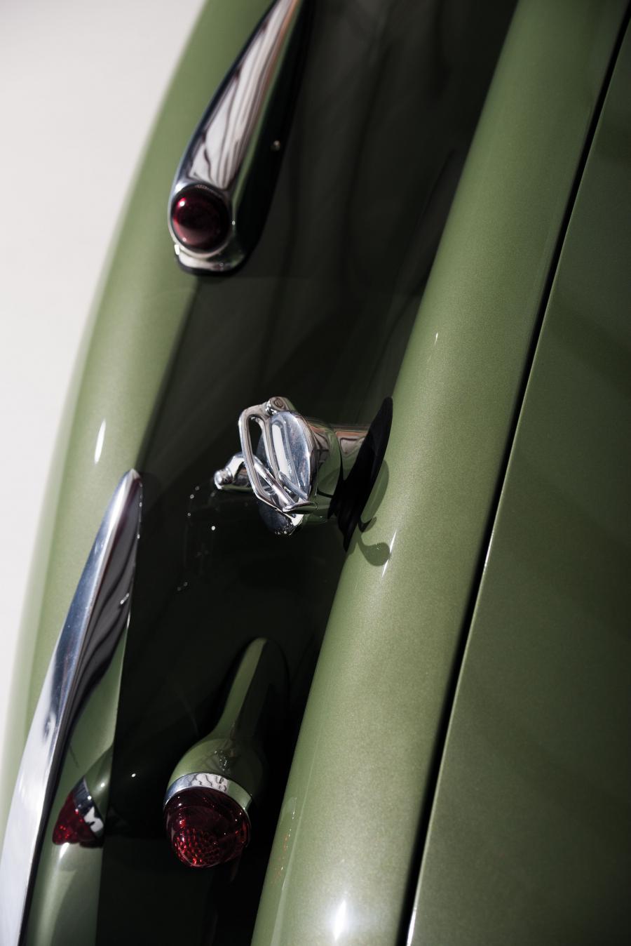 Детали экстерьера Talbot-Lago T26 Record Cabriolet 1947 года  (фото 20 из 34)